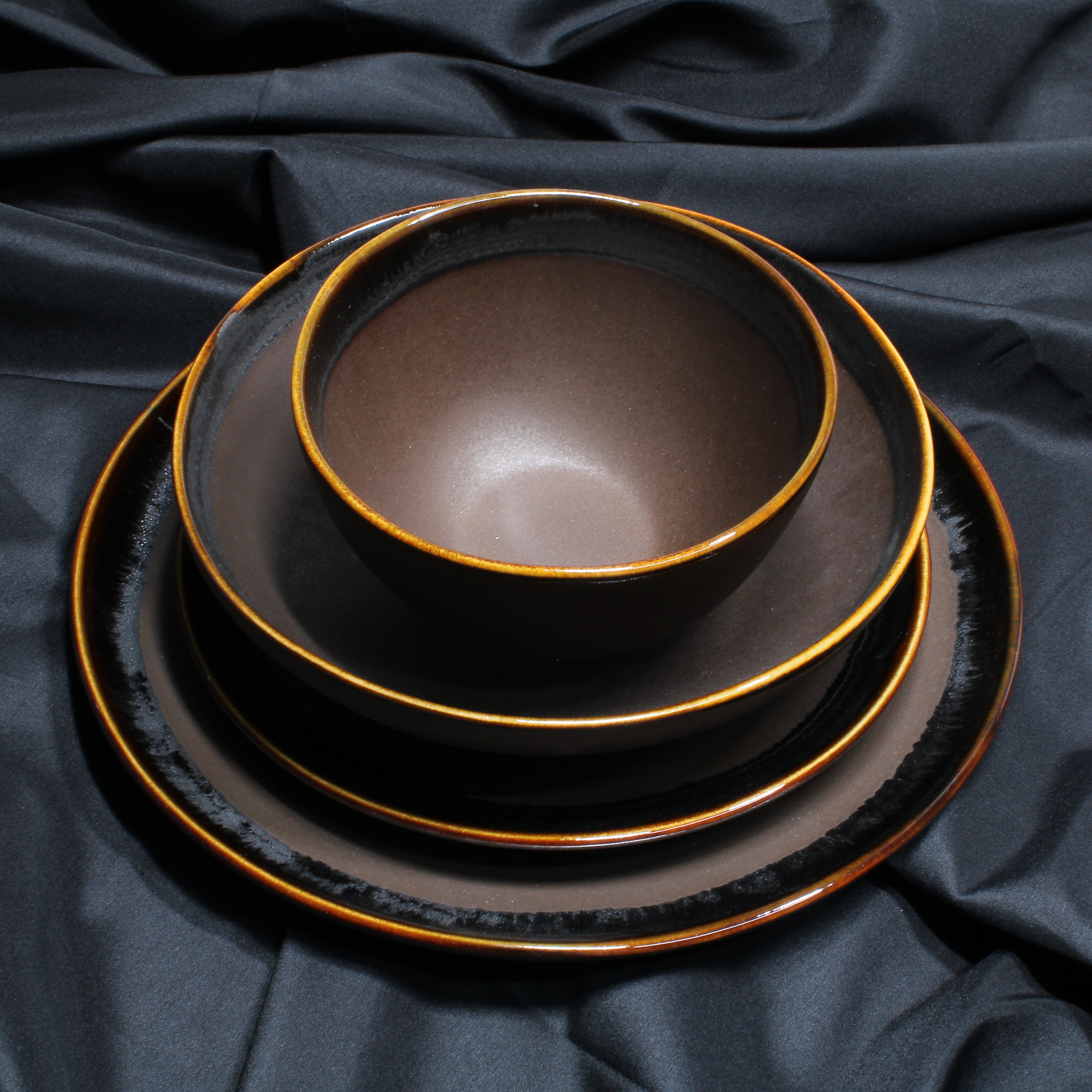 SERVICES DE TABLE CERAMIQUE